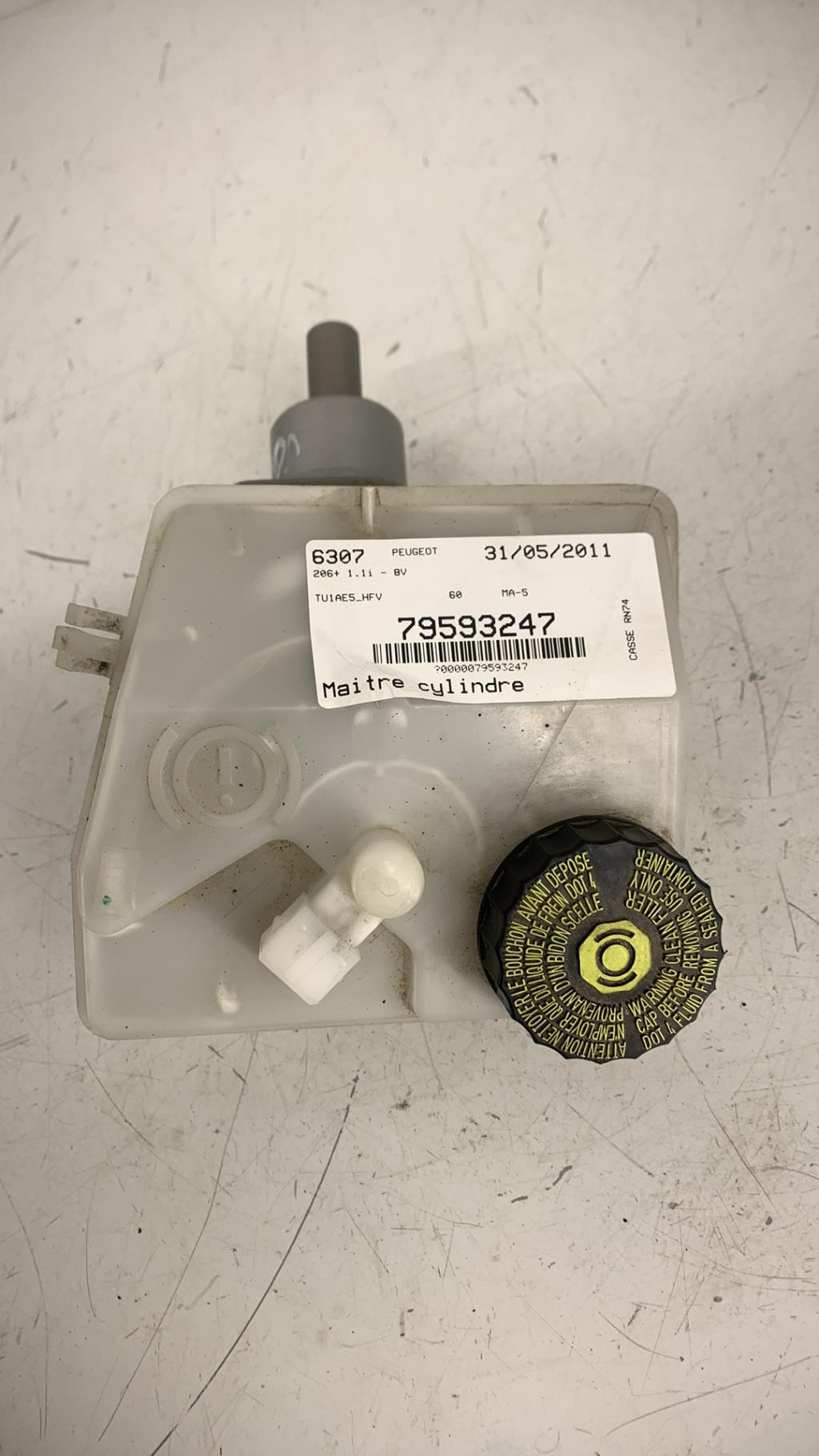 Maitre cylindre (freinage) PEUGEOT 206+ Essence - 1