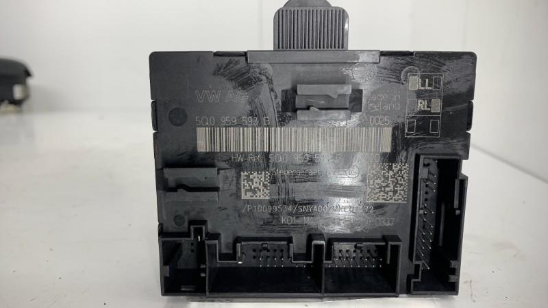 Calculateur AUDI A3 3 LIMOUSINE PHASE 1 Diesel - 1