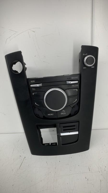 Commande GPS AUDI A3 3 LIMOUSINE PHASE 1 Diesel - 1
