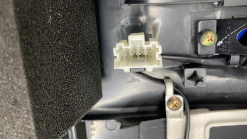 Console central (interieur plastique) MITSUBISHI PAJERO 3 PHASE 1 Diesel - 1