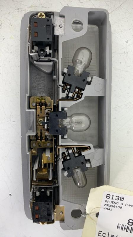 Eclairage de plafonnier MITSUBISHI PAJERO 3 PHASE 1 Diesel - 1
