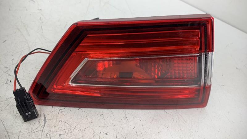 Feu arriere secondaire gauche (feux) RENAULT CLIO 4 PHASE 2 Diesel - 1