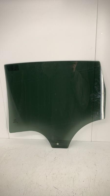 Vitre arriere droit FORD C-MAX 2 PHASE 1 Diesel - 1