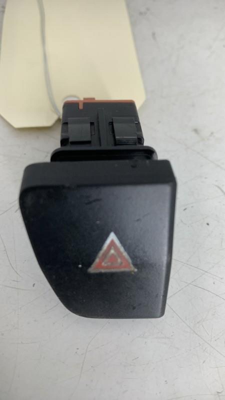 Bouton de warning PEUGEOT 5008 1 PHASE 1 Diesel - 1