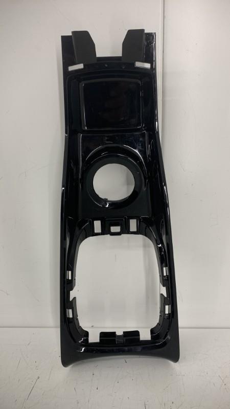 Console central (interieur plastique) PEUGEOT 2008 1 PHASE 1 Diesel - 1