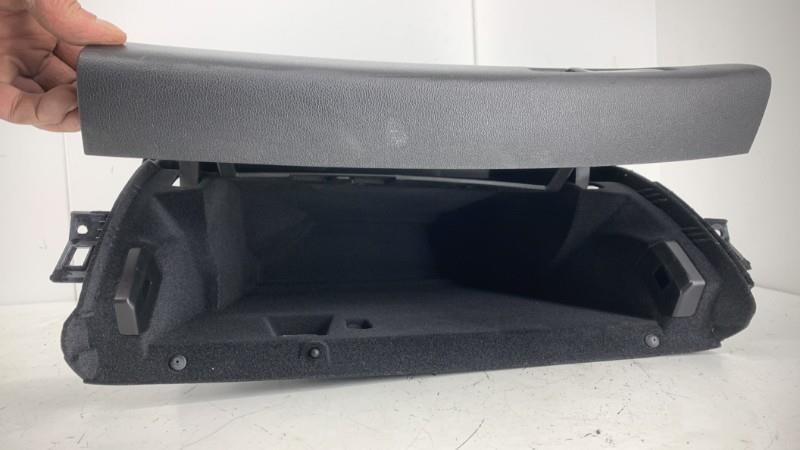 Boite a gants RENAULT MEGANE 4 PHASE 1 BREAK Essence - 1