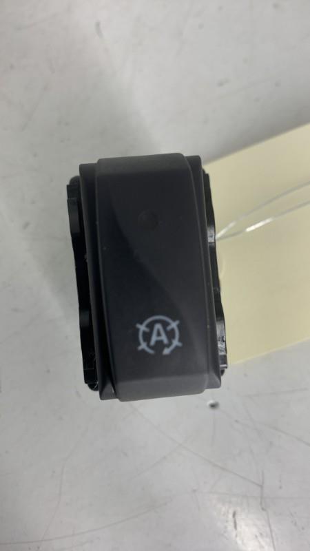 Bouton/Interrupteur RENAULT CAPTUR 1 PHASE 2 Essence - 1