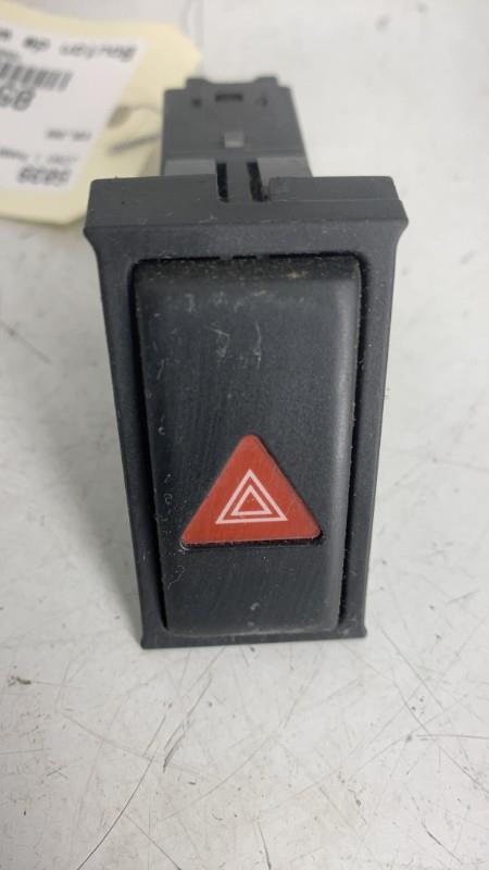 Bouton de warning SUZUKI JIMNY 1 PHASE 2 Diesel - 1