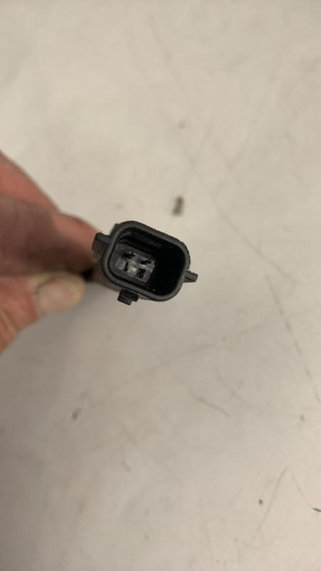 Capteur ABS avant droit RENAULT CAPTUR 1 PHASE 2 Essence - 1