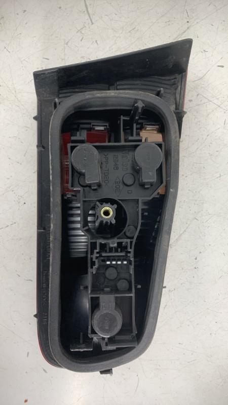 Feu arriere secondaire droit (feux) RENAULT LAGUNA 2 PHASE 1 Essence - 1