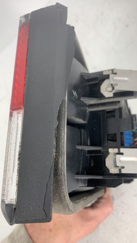 Feu arriere secondaire droit (feux) CITROEN XANTIA PHASE 2 Diesel - 1