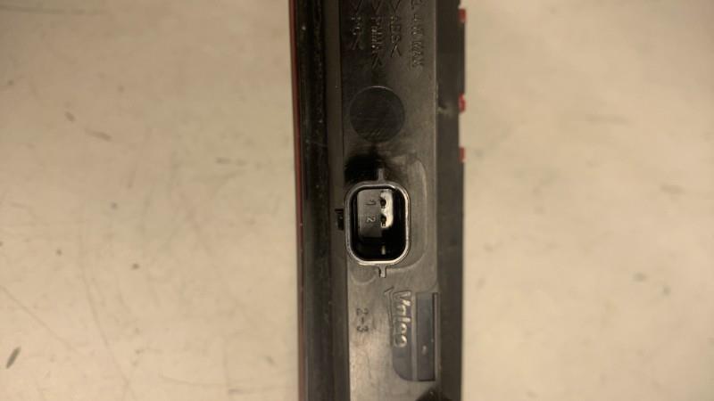 Feu arriere stop central RENAULT CAPTUR 1 PHASE 2 Essence - 1