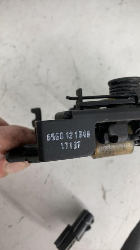 Serrure de capot RENAULT MEGANE 4 PHASE 1 BREAK Essence - 1