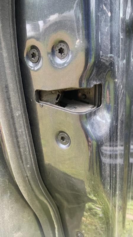 Serrure avant gauche FORD C-MAX 1 PHASE 2 Diesel - 1