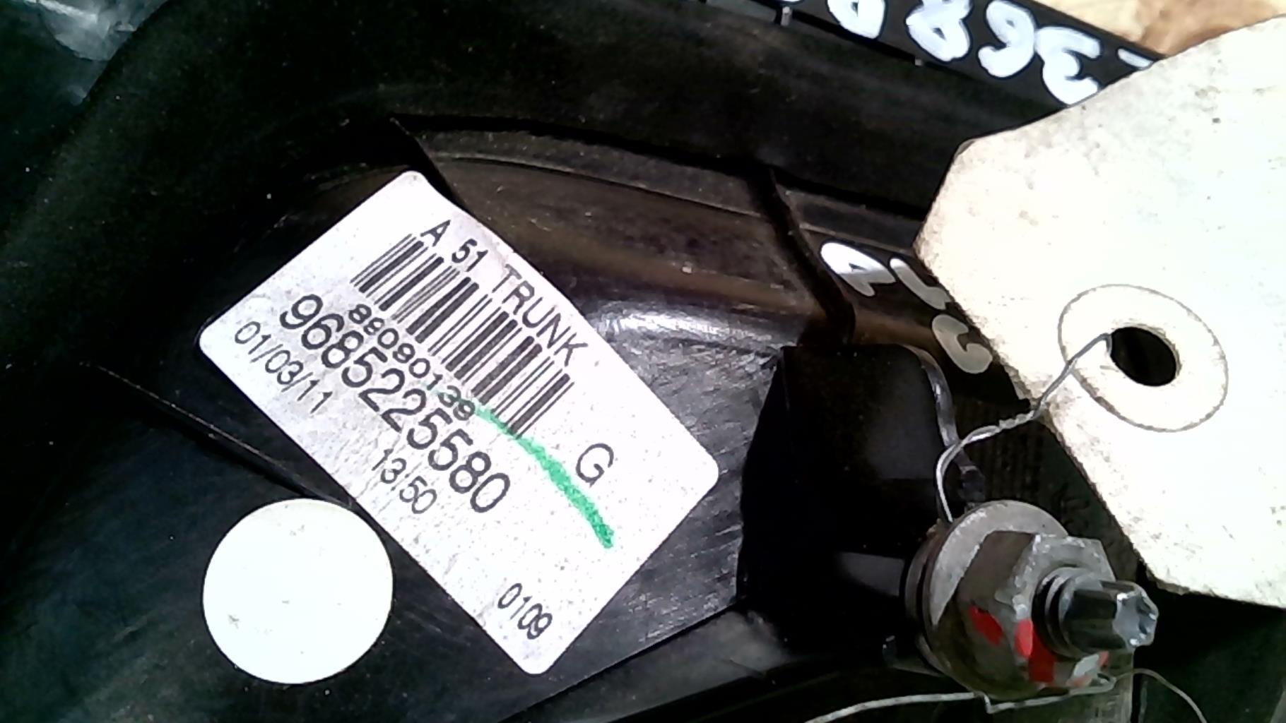 Feu arriere secondaire gauche (feux) CITROEN C3 2 PHASE 1 Diesel - 1