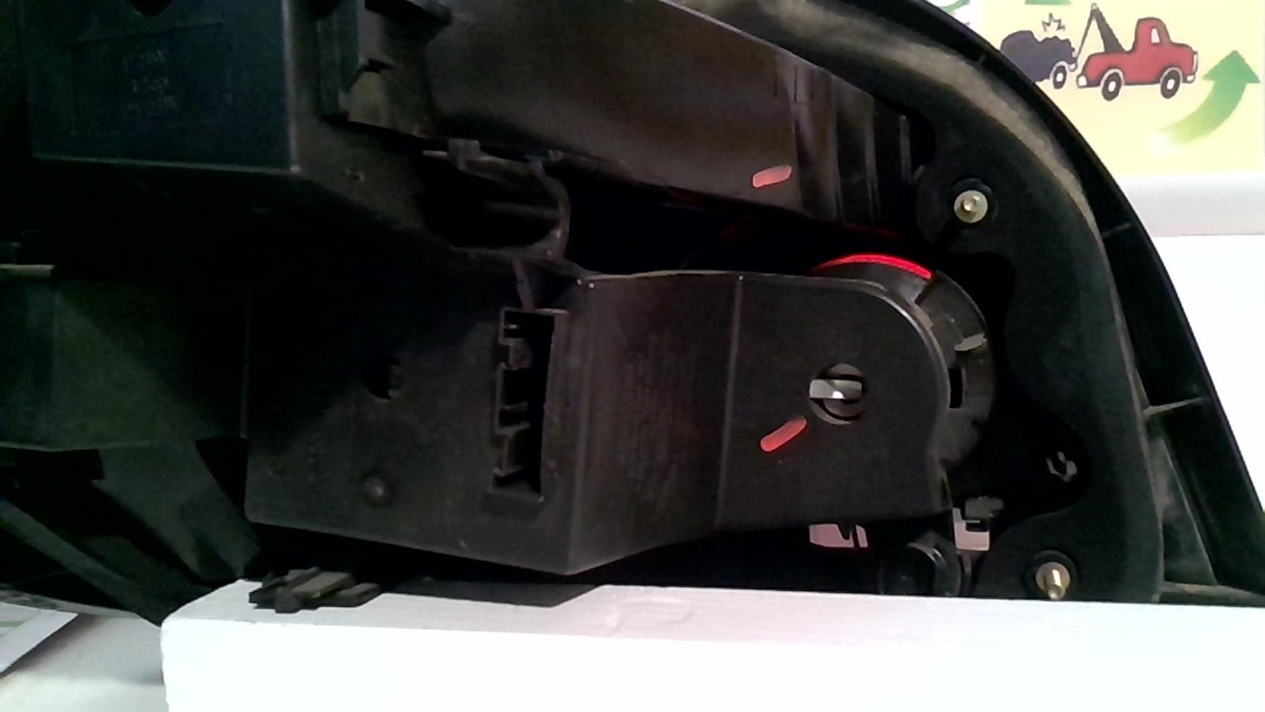 Feu arriere principal droit (feux) BMW SERIE 5 E60 PHASE 1 Diesel - 1