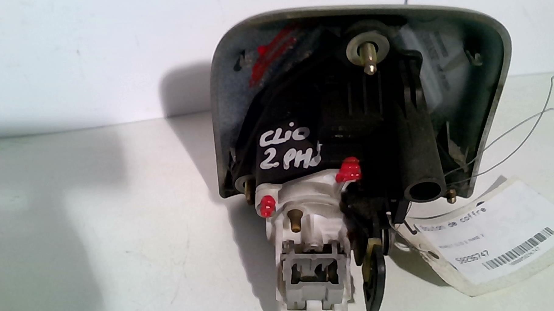 Bouton de coffre RENAULT CLIO 2 PHASE 2  - 1
