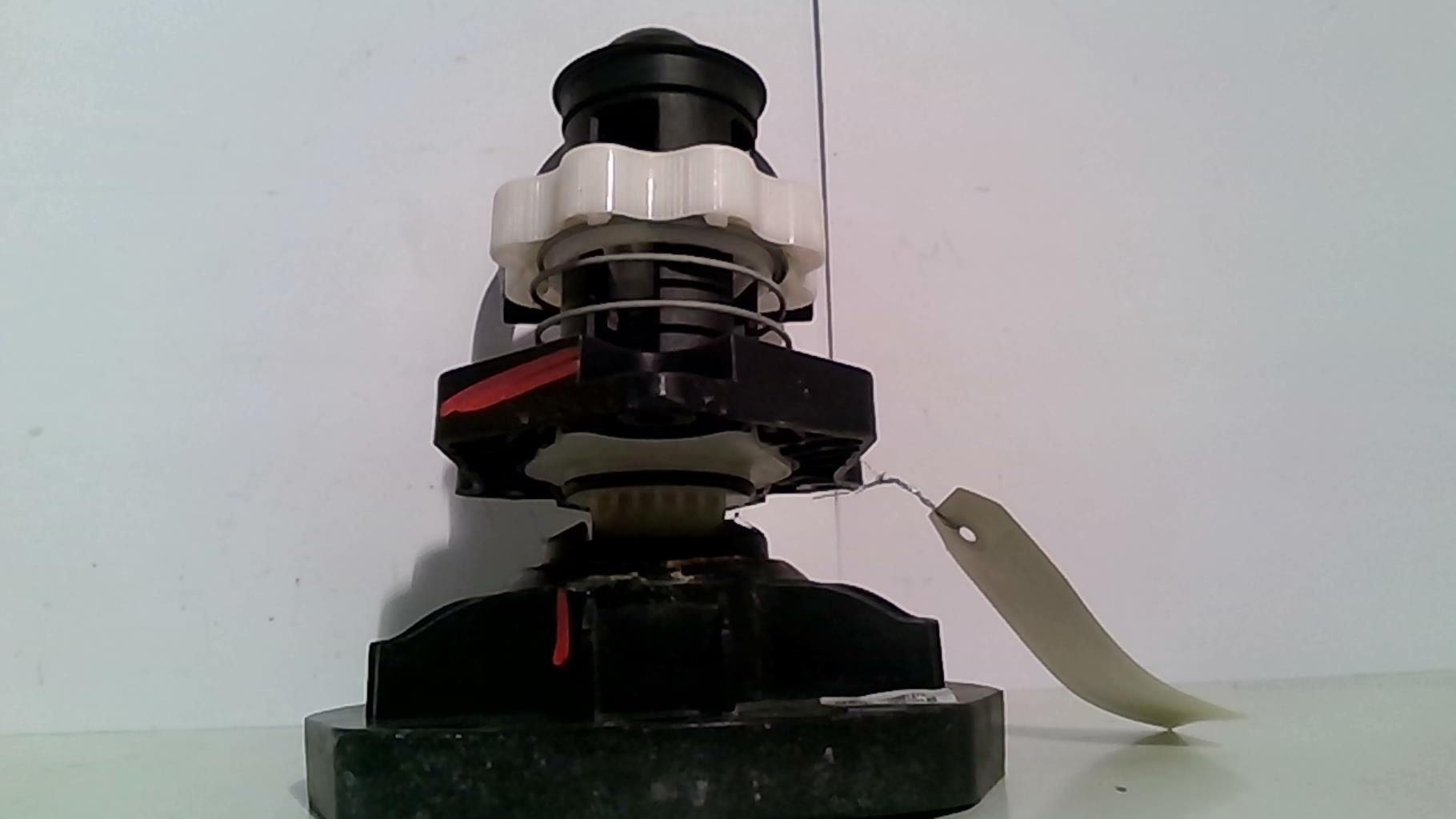 Treuil de roue de secours RENAULT CLIO 3 PHASE 1 Diesel - 1