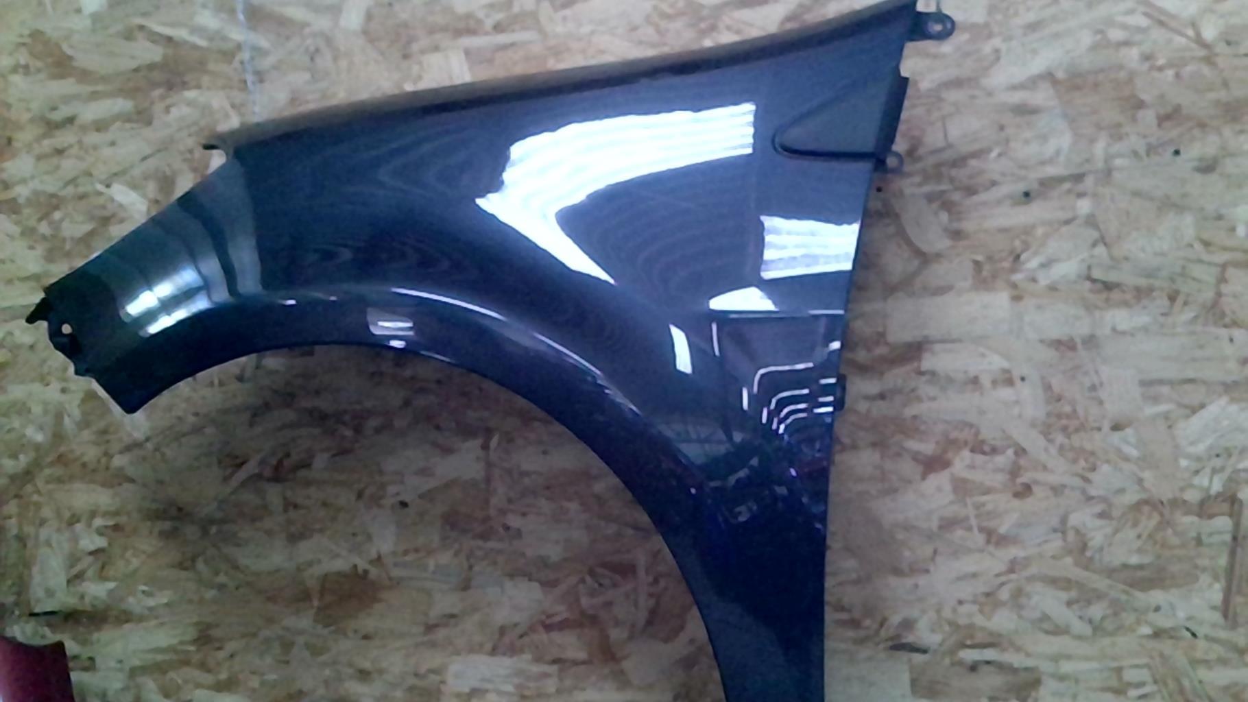 Aile avant gauche RENAULT CLIO 3 PHASE 2  - 1