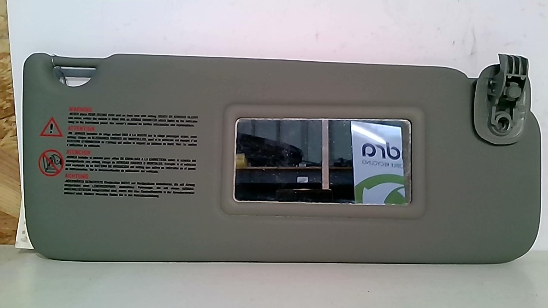 Pare soleil droit RENAULT CLIO 2 PHASE 2 Diesel - 1