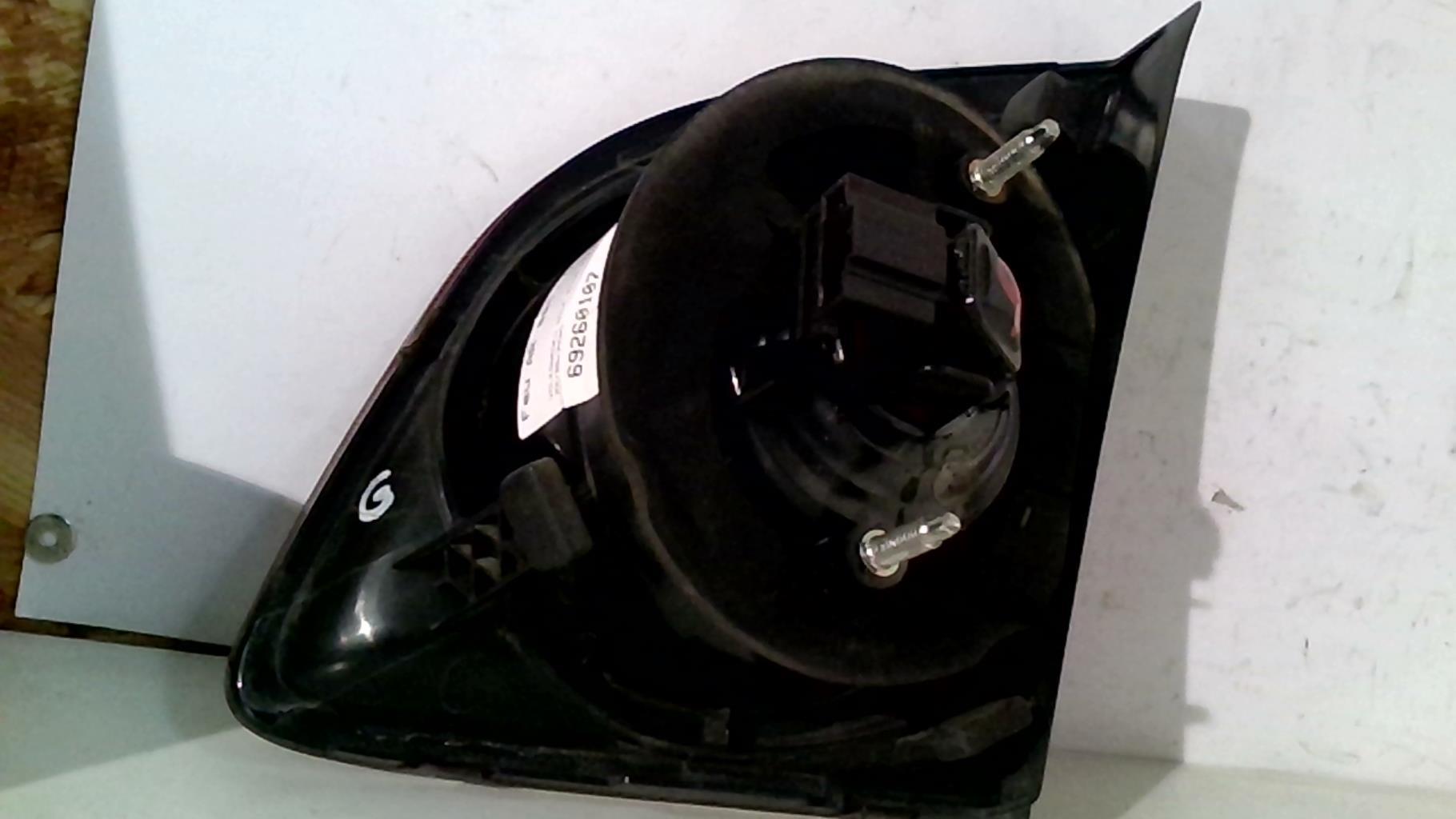 Feu arriere secondaire gauche (feux) VOLKSWAGEN GOLF PLUS PHASE 1 Diesel - 1