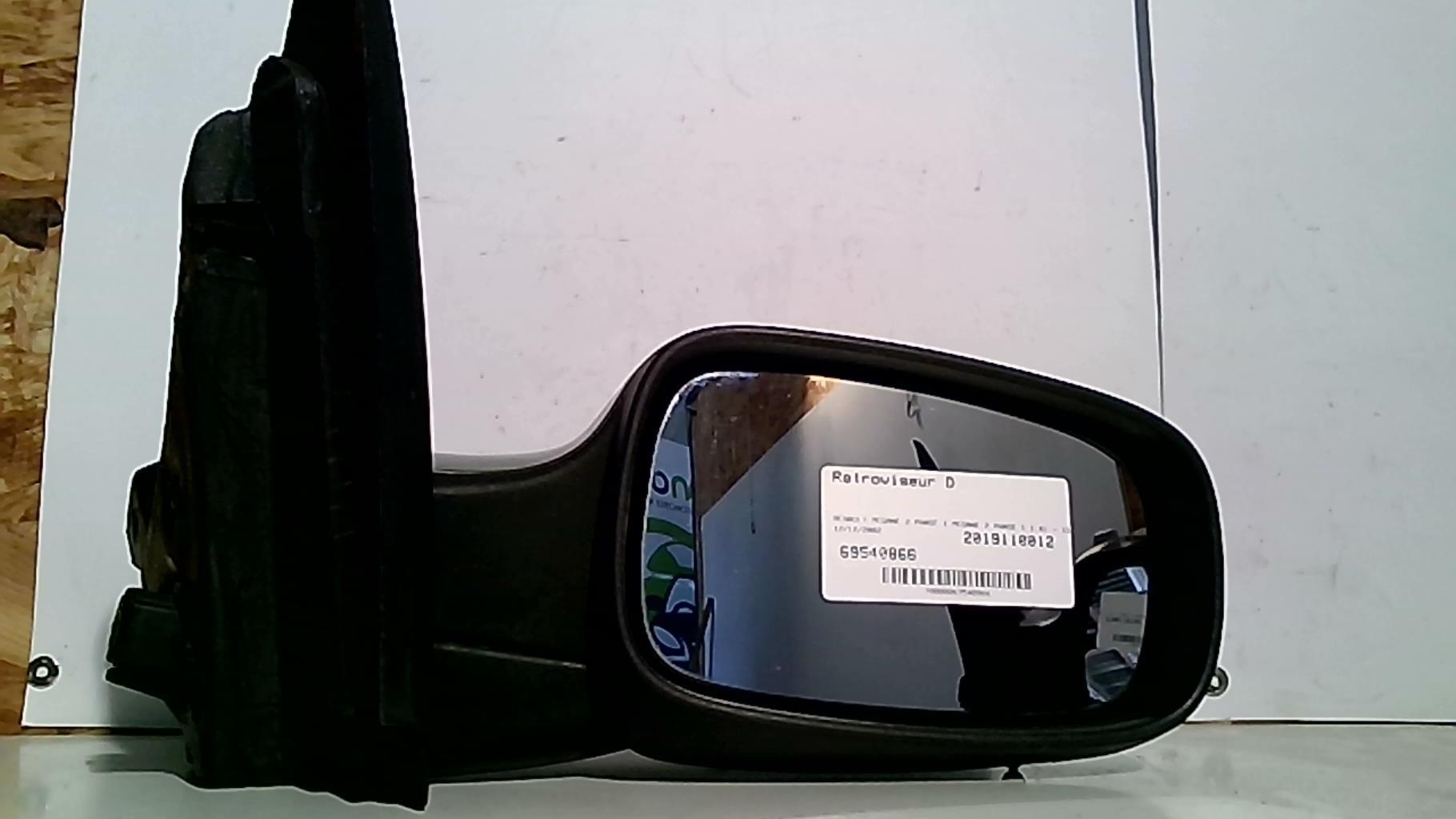 Retroviseur droit RENAULT MEGANE 2 PHASE 1 Essence - 1