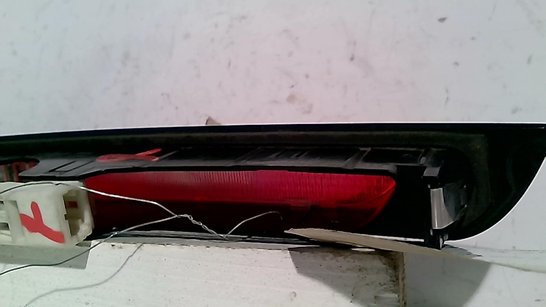 Feu arriere stop central CITROEN C3 1 PHASE 2 Diesel - 1