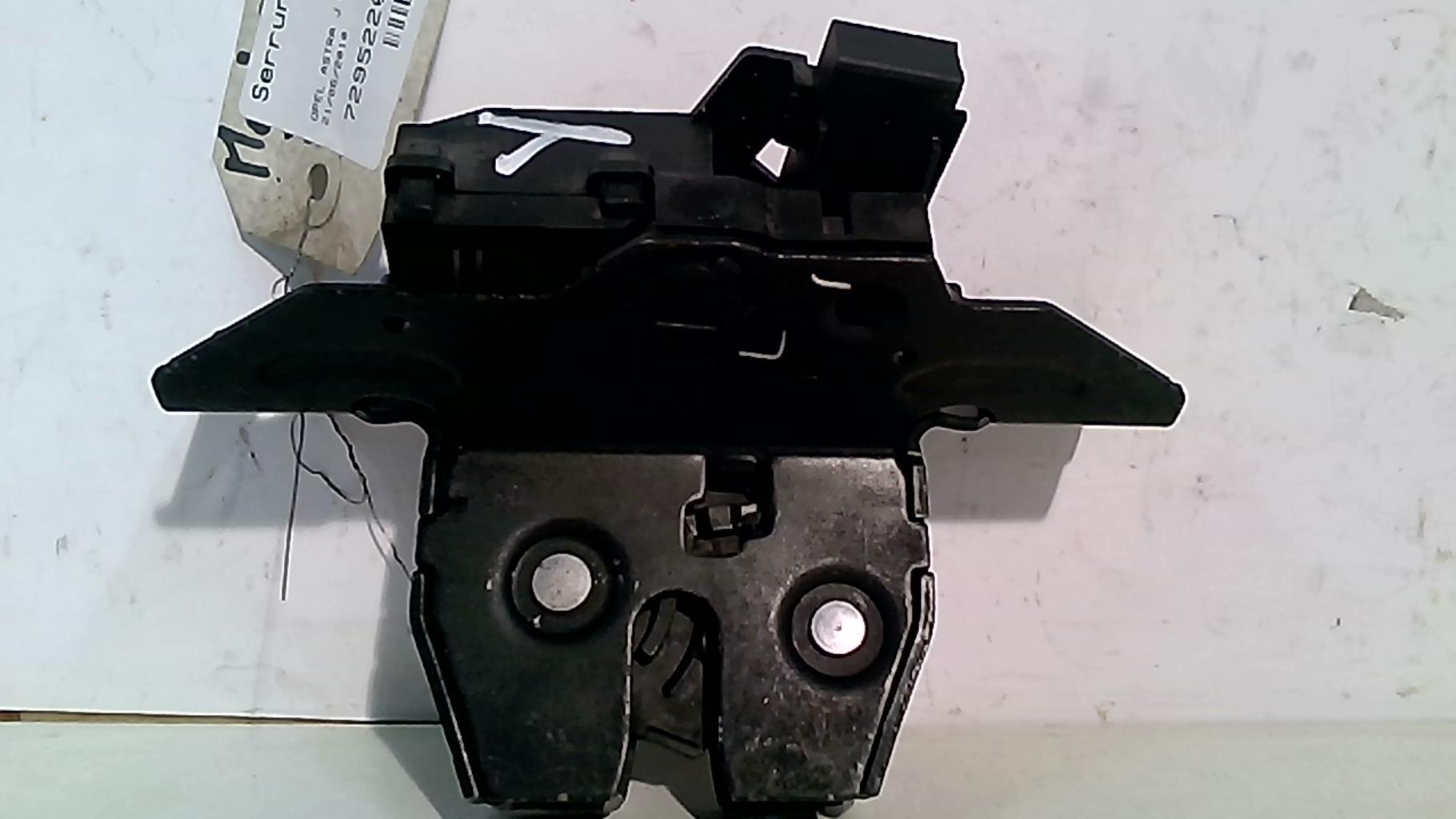 Serrure de hayon OPEL ASTRA J PHASE 1 Diesel - 1