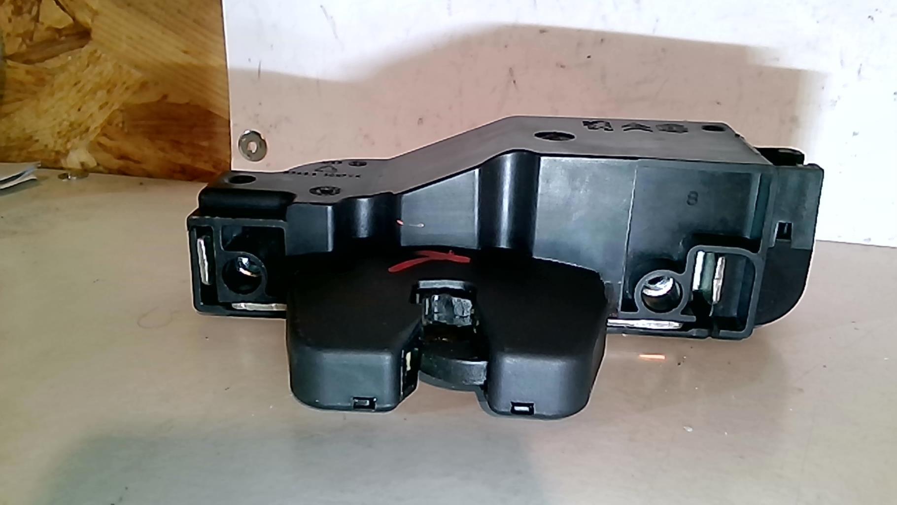 Serrure de hayon CITROEN C3 1 PHASE 2 Diesel - 1