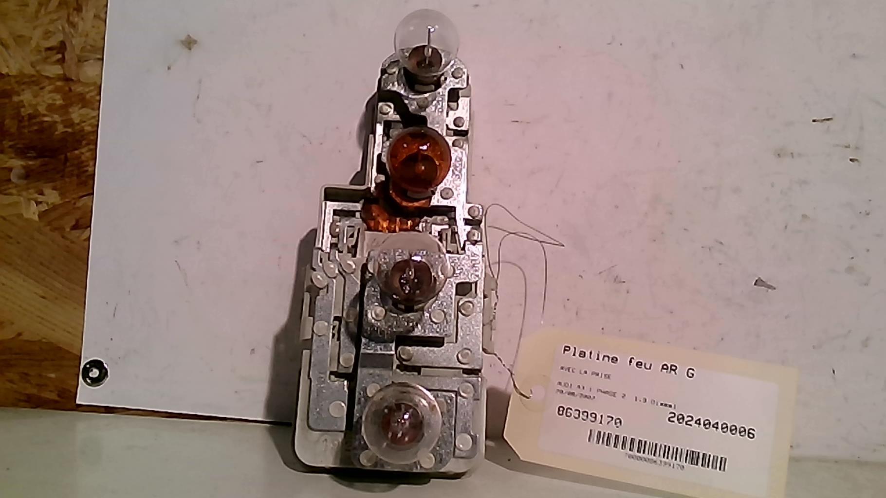 Platine feu arriere gauche AUDI A3 1 PHASE 2 Diesel - 1