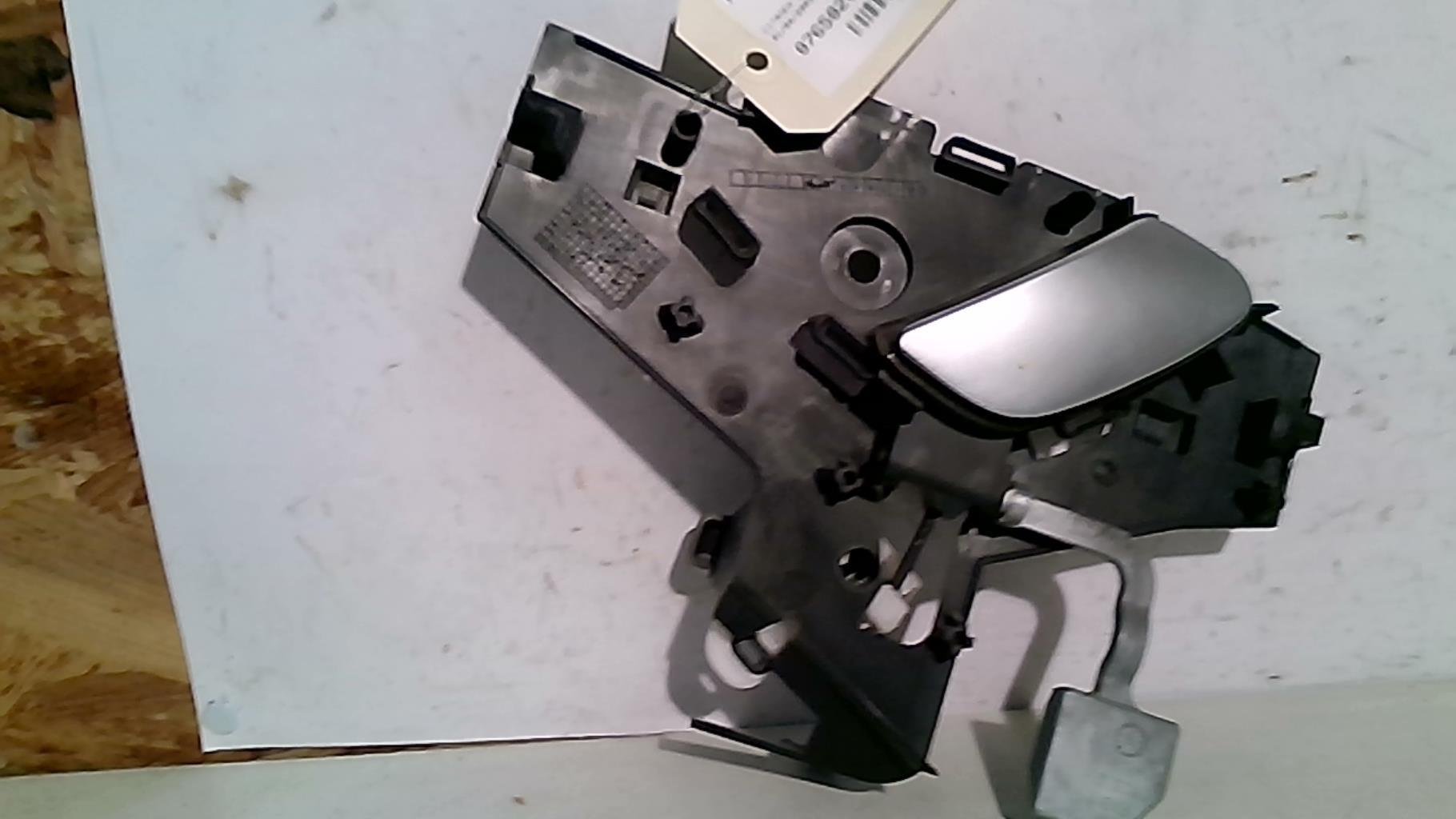 Poignee interieur avant gauche CITROEN C5 1 PHASE 1 BREAK Diesel - 1