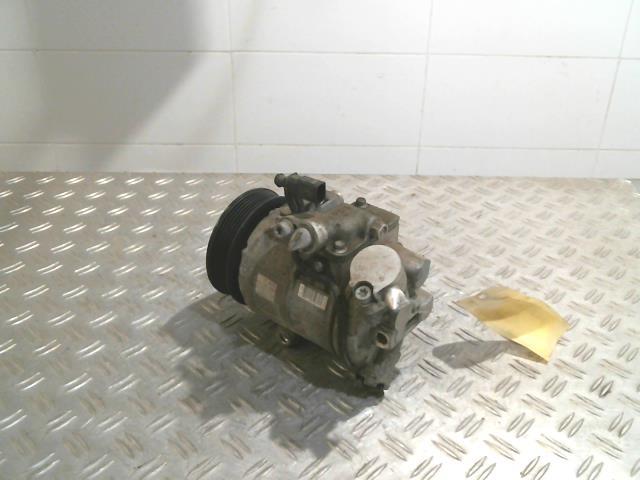 Compresseur clim VOLKSWAGEN POLO 5 PHASE 1 Essence - 1