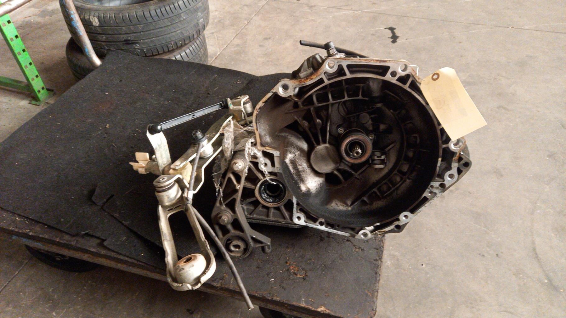 Boite de vitesses OPEL CORSA C PHASE 1 Essence - 1