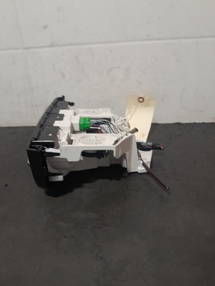 Commande chauffage MITSUBISHI SPACE STAR 3 PHASE 2  - 1