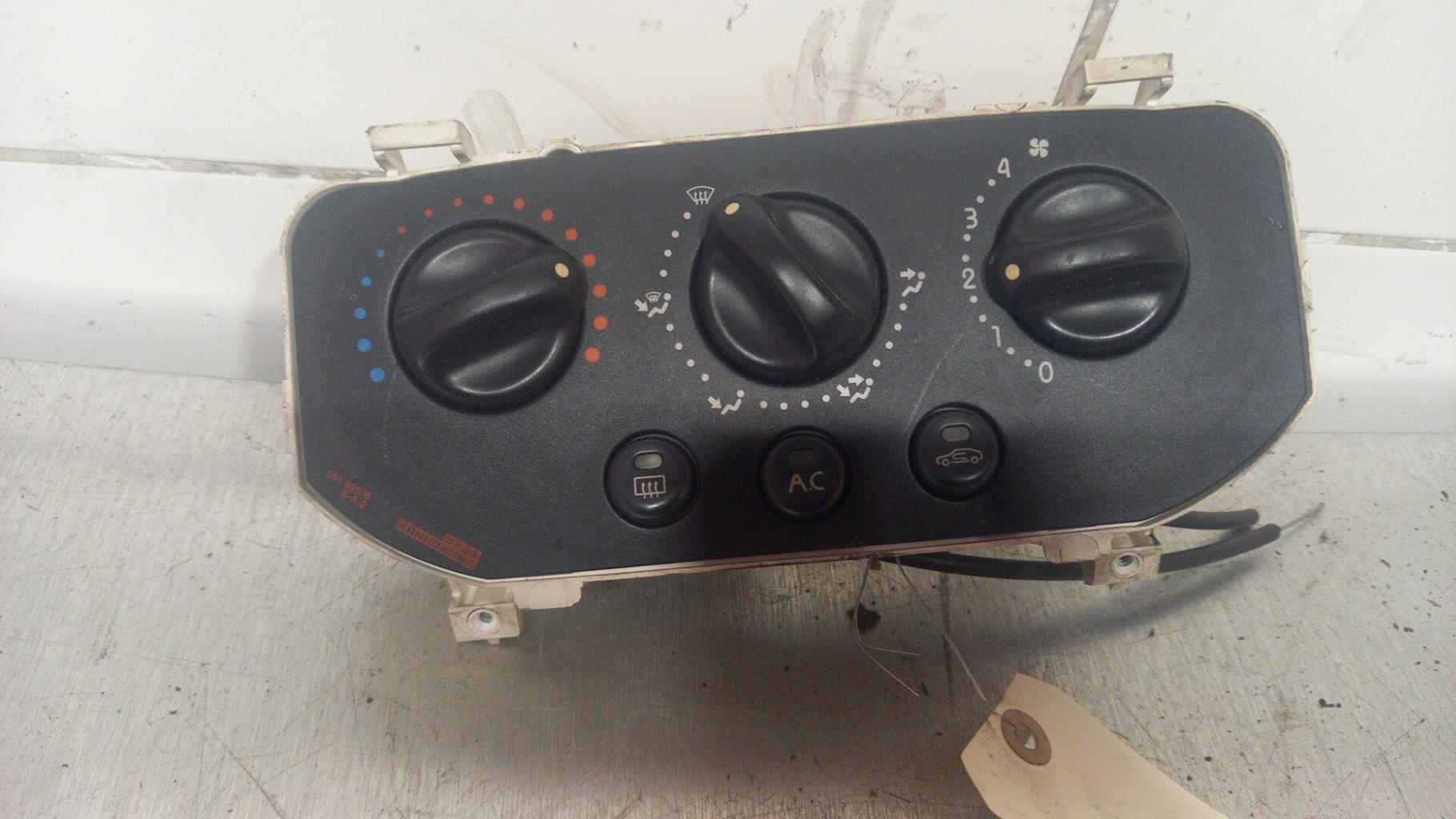 Commande chauffage RENAULT CLIO 2 PHASE 1  - 1