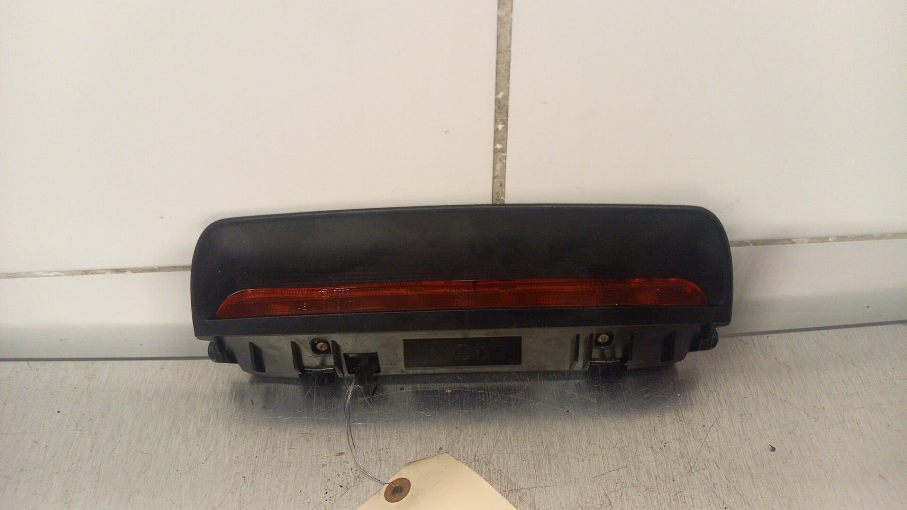 Feu arriere stop central CITROEN XSARA PICASSO PHASE 1 Diesel - 1