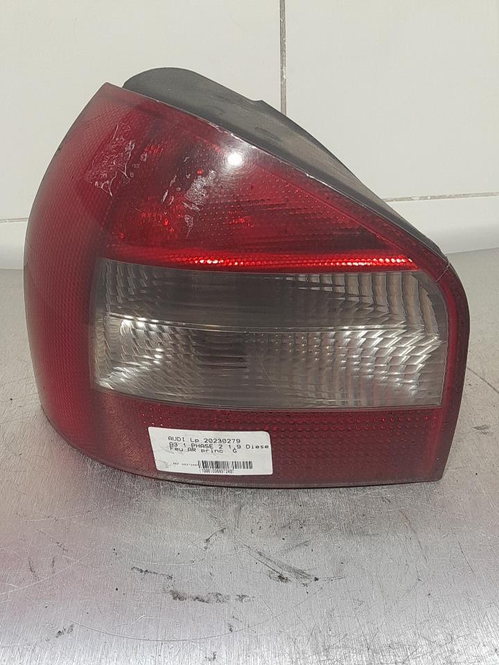 Feu arriere principal gauche (feux) AUDI A3 1 PHASE 2 Diesel - 1