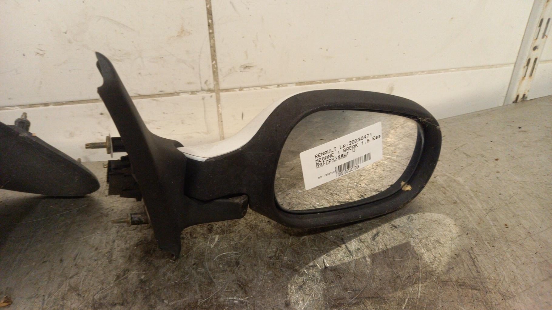 Retroviseur droit RENAULT MEGANE 1 BREAK Essence - 1