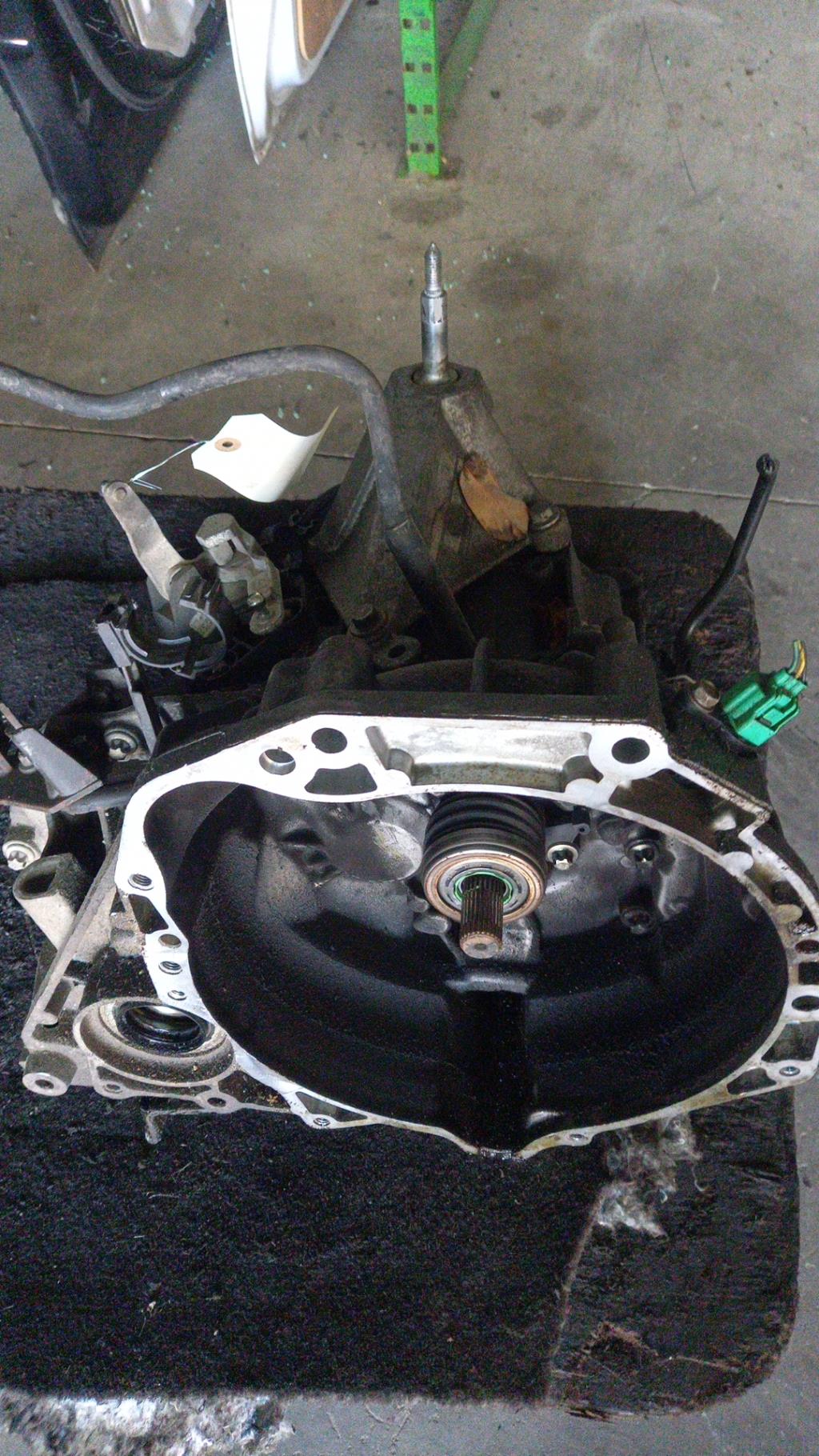 Boite de vitesses NISSAN MICRA 3 PHASE 1 Essence - 1