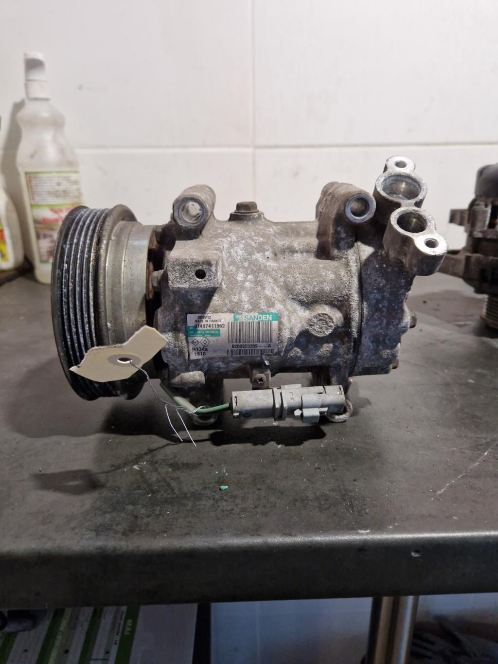 Compresseur clim RENAULT CLIO 3 PHASE 1 BREAK Diesel - 1