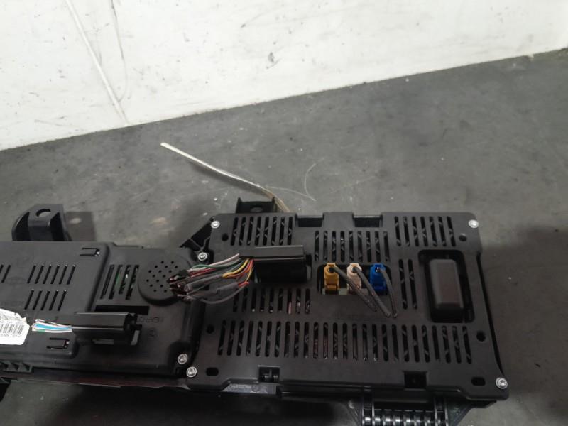 Ecran GPS RENAULT GRAND SCENIC 3  - 1