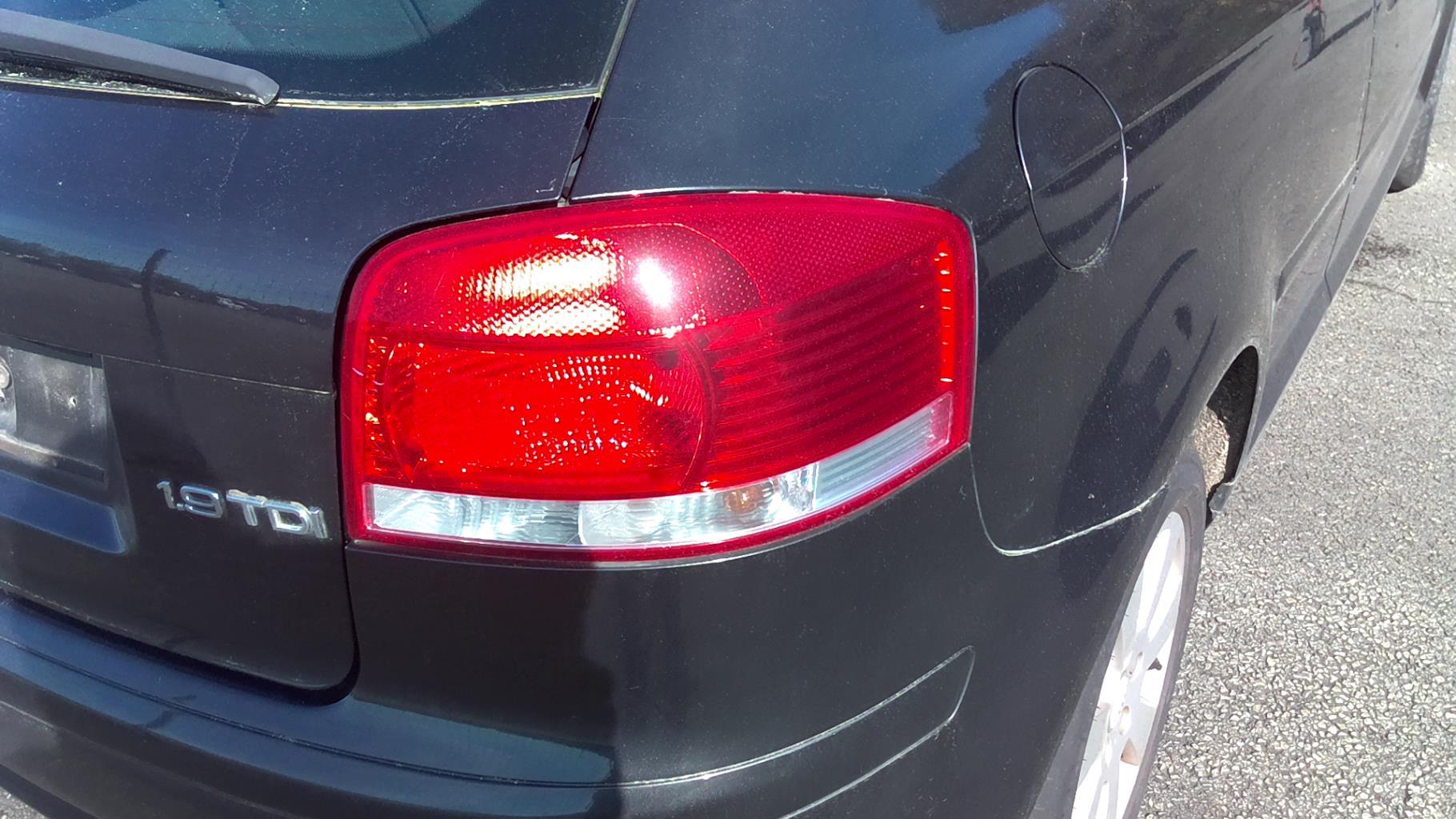 Feu arriere principal droit (feux) AUDI A3 2 PHASE 1 Diesel - 1