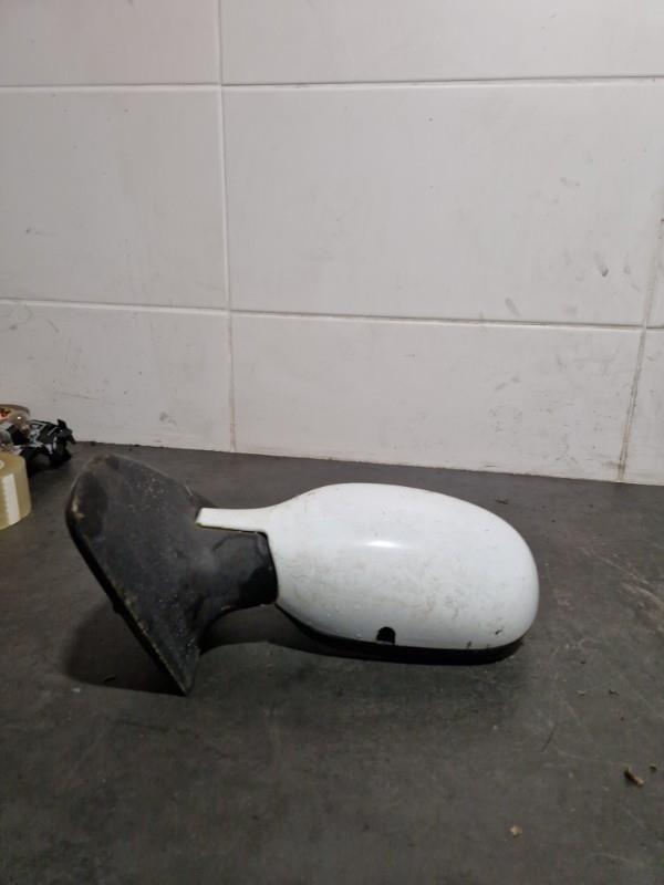 Retroviseur gauche RENAULT CLIO 2 PHASE 1 Essence - 1