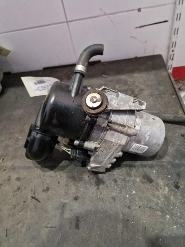 Pompe de direction PEUGEOT 508 1 SW PHASE 1 BREAK Diesel - 1