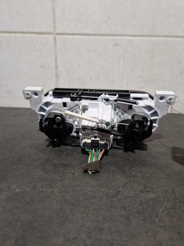 Commande chauffage DACIA SANDERO 2 PHASE 2  - 1