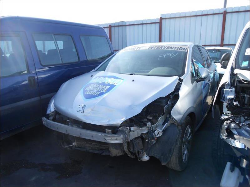 Fuso anteriore destro PEUGEOT 208 1 PHASE 2 Diésel - 1