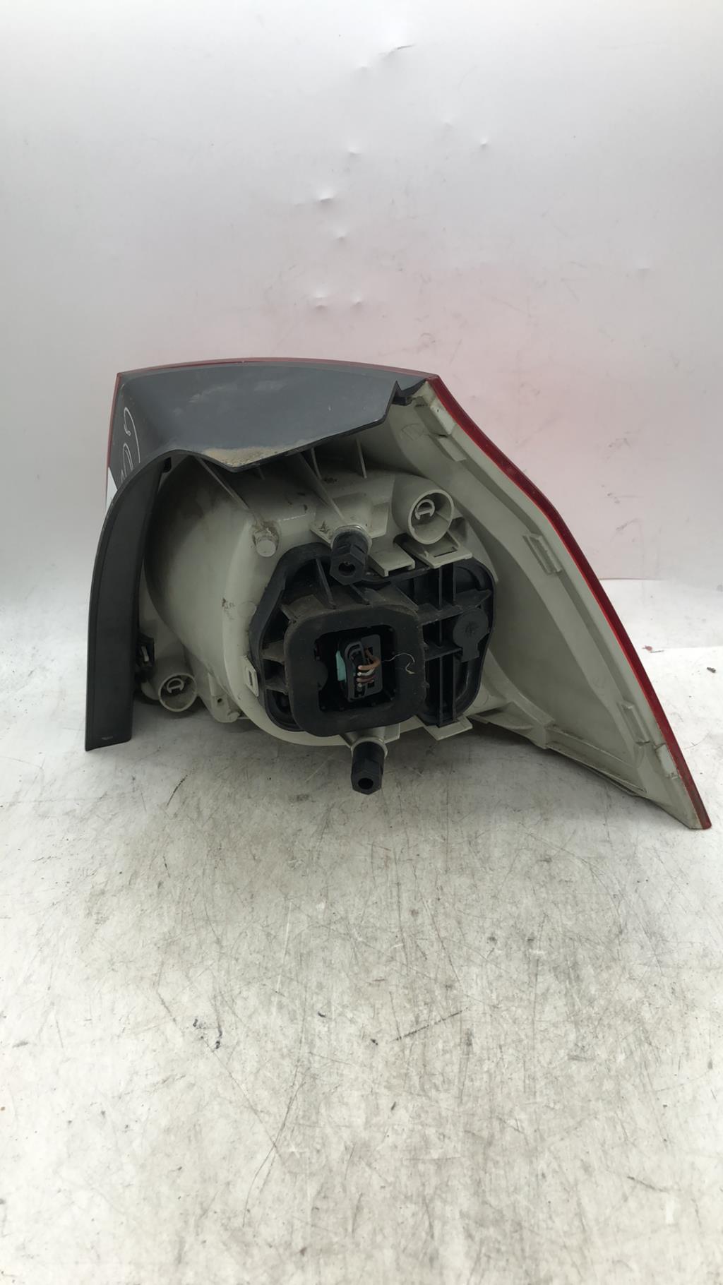 Fanale posteriore principale sinistro (luci) VOLKSWAGEN GOLF 5 Gasolina - 1
