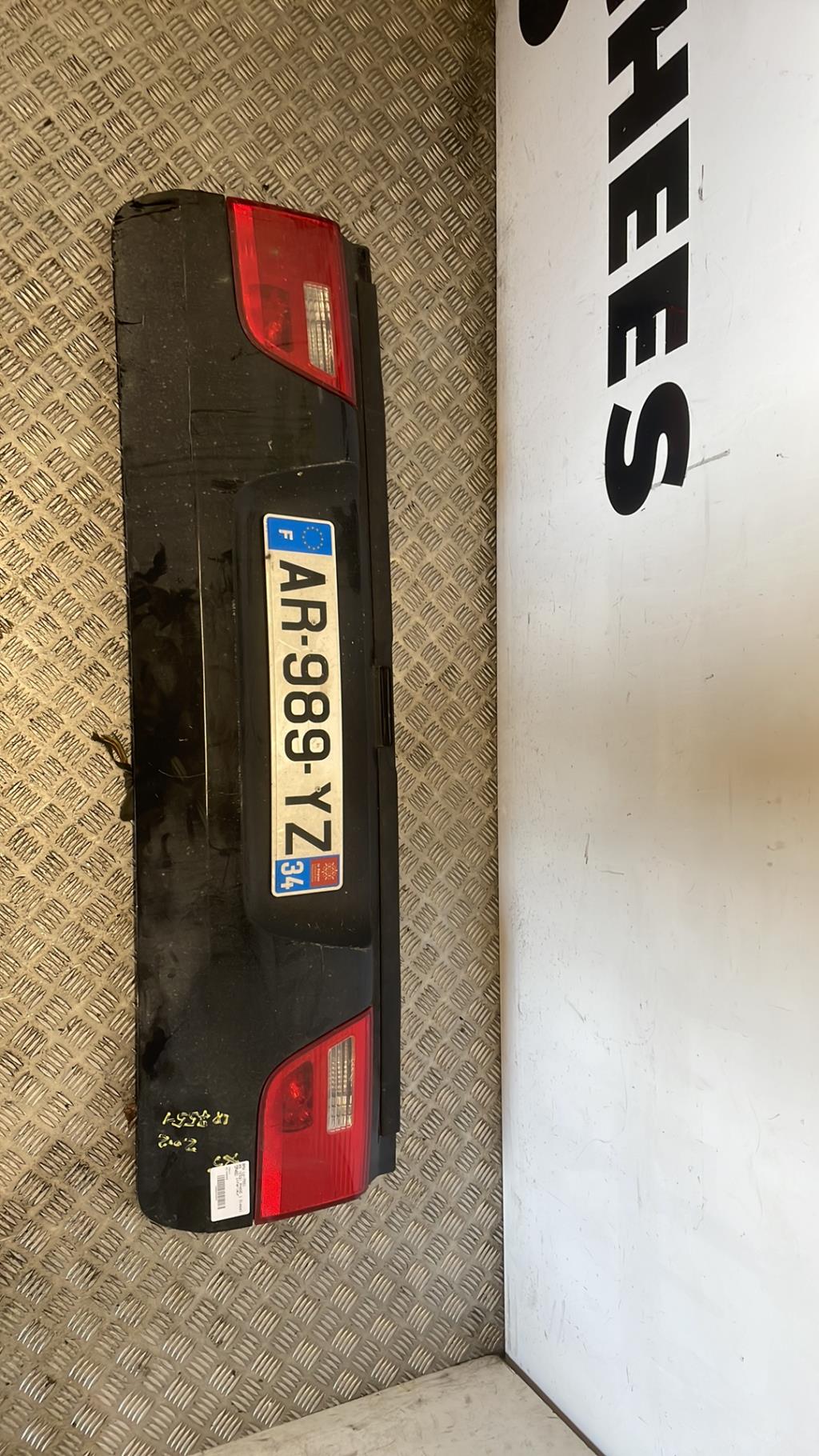 Hayon inferieur BMW X5 E53 Diesel - 1