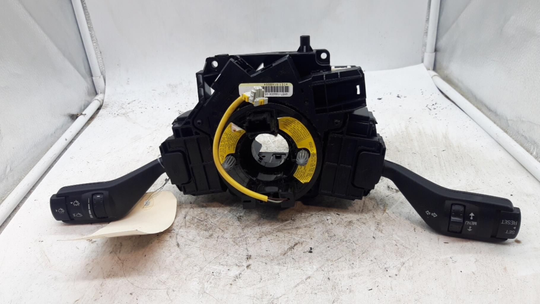 Devio guida completo con contatto spiralato FORD FOCUS 2 PHASE 2 BREAK Diésel - 1