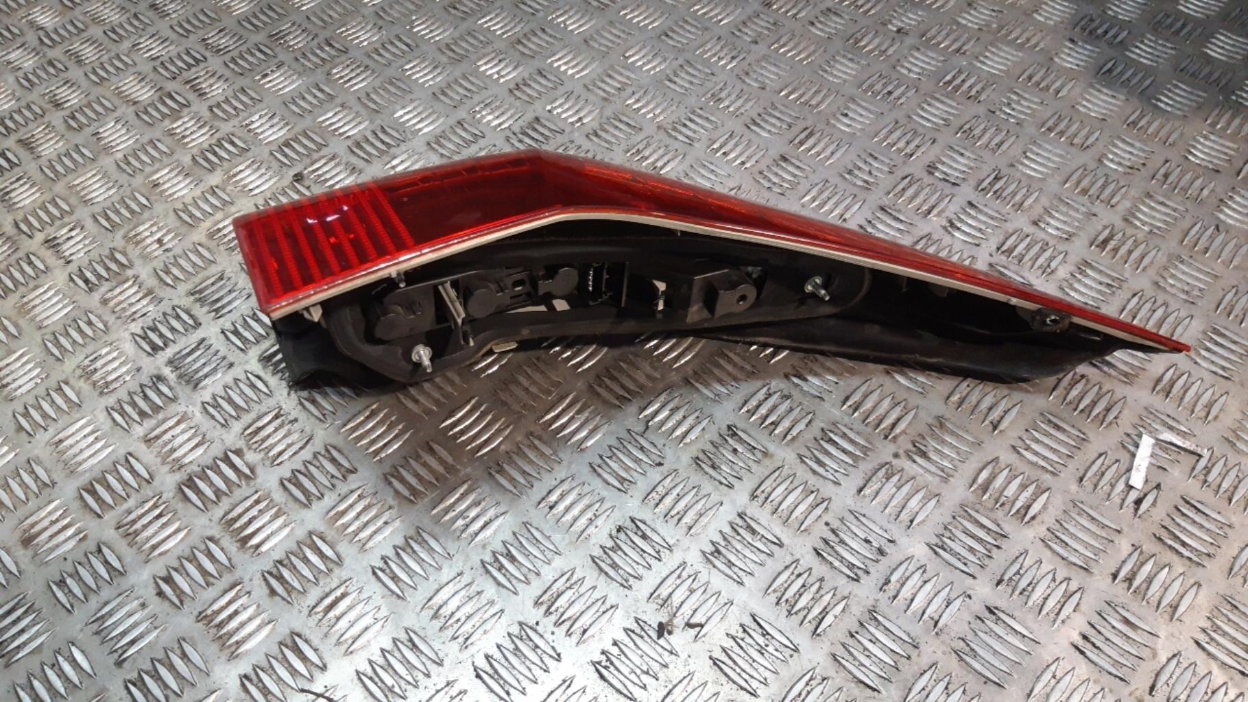 Fanale posteriore principale destro (luci) RENAULT MEGANE 2 PHASE 2 BREAK Gasolina - 1